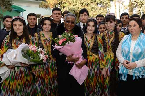 USAID передало Узбекистану новейшую лабораторию.